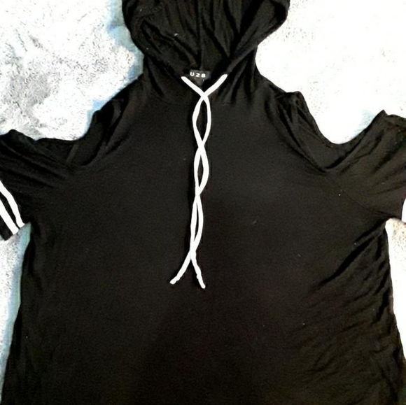 Hodded off the shoulder top - comes with free item - Picture 1 of 2